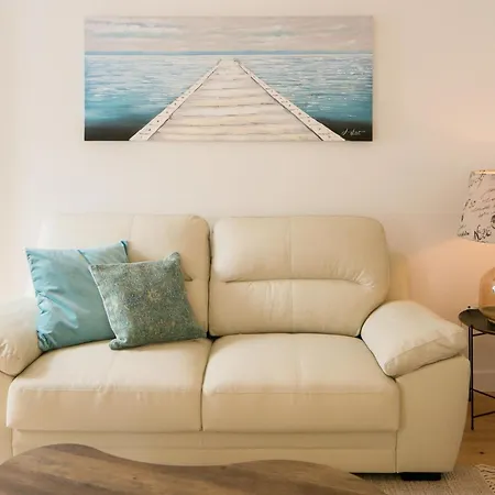 Apartamento Designer With Pool By Lovelystay *
