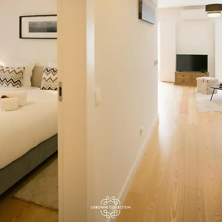 Apartment Designer With Pool By Lovelystay