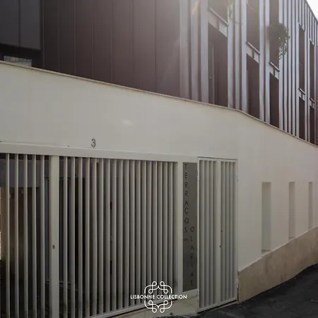 Designer With Pool By Lovelystay Apartment