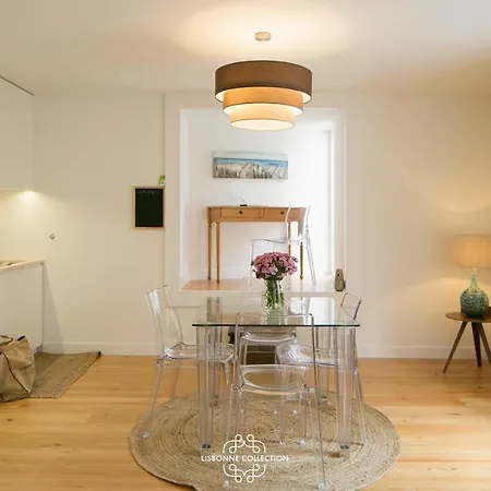 Designer With Pool By Lovelystay Apartment Lisbon