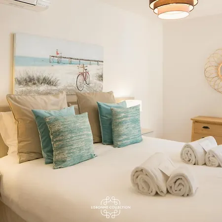 Designer With Pool By Lovelystay Apartment